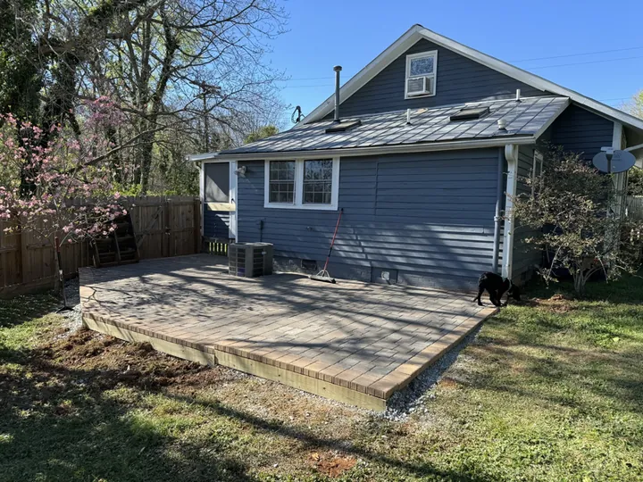 Photo of the back of the house and its patio
